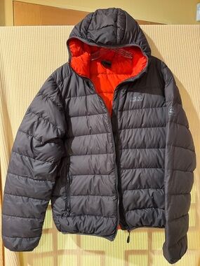 Jack Wolfskin Men's Helium Down Jacket. Large